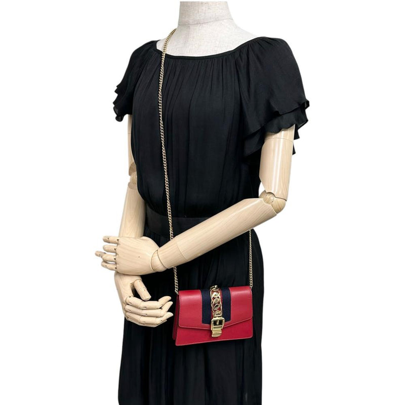 【GUCCI/グッチ】 シルヴィ チェーンショルダー 494646 ミニバッグ ショルダーバッグ レザー 赤レザー レディース【中古】【真子質店】【GD】




【MoIK】