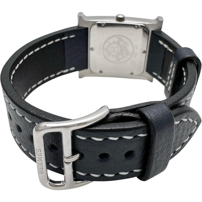 【HERMES/エルメス】 Hウォッチ ダイヤベゼル HH1.530 純正ダイヤ 腕時計 ステンレススチール/レザー クオーツ シルバー文字盤/ネイビー革（社外製）/純正尾錠 メンズ
【中古】【真子質店】【GD】




【ISMix】