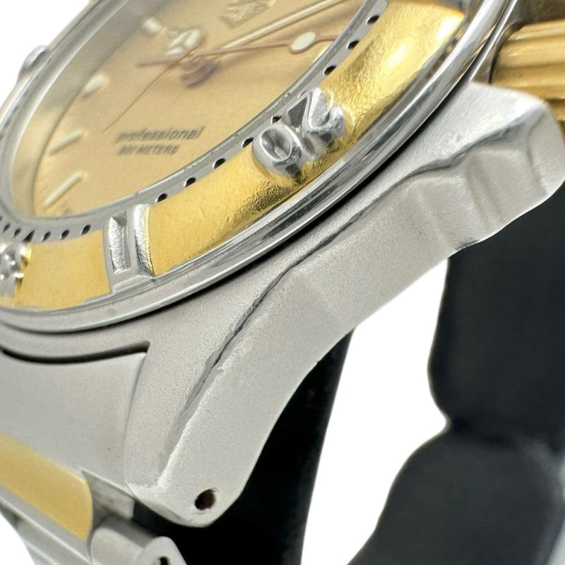 【TAG HEUER/タグホイヤー】 プロフェッショナル 995.413 腕時計 ステンレススチール/GP クオーツ ゴールド文字盤/シルバーケース/コンビベルト メンズ
【中古】【真子質店】【NN】




【MaMix】