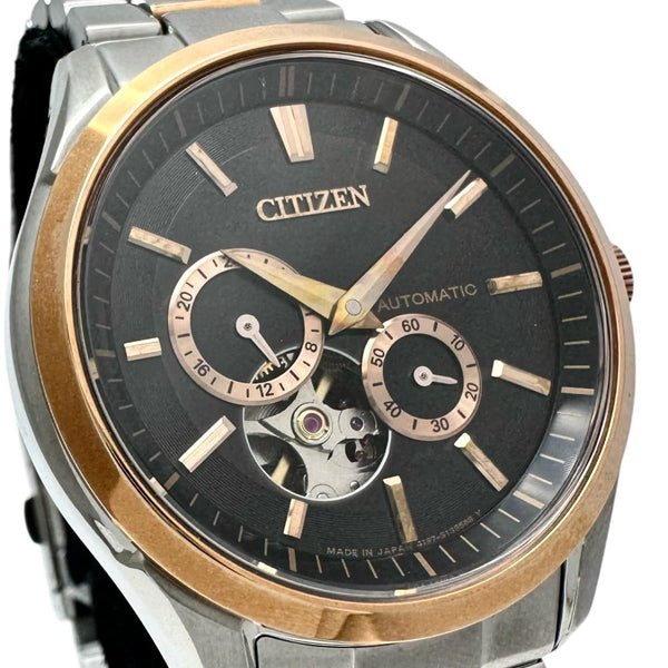 【CITIZEN/シチズン】 コレクション NP1014-51E 未使用訳あり品 箱/保あり 腕時計 ステンレススチール/PGメッキ 自動巻き/オートマ ブラック文字盤/シルバー×PGピンクゴールド メンズ
【中古】【真子質店】【NN】




【TxS】