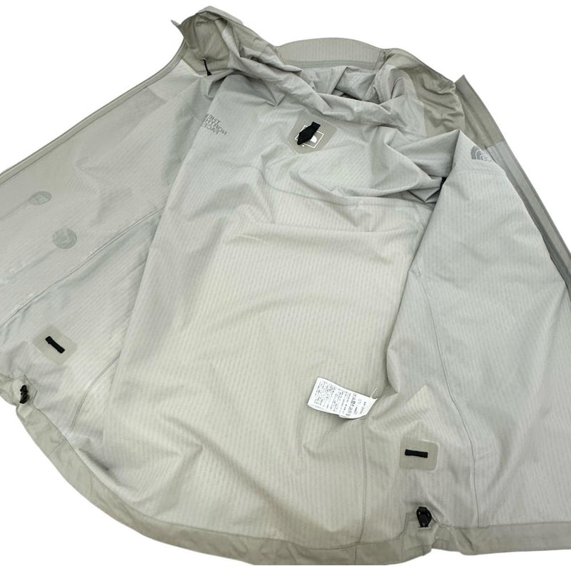 【THE NORTH FACE/ザ・ノースフェイス】 ベンチャージャケット NP12306 衣類 未使用 マウンテンパーカー メーカー定価18700円 ナイロンジャケット ナイロン グレーナイロン メンズ【中古】【真子質店】【GD】 【Mox】