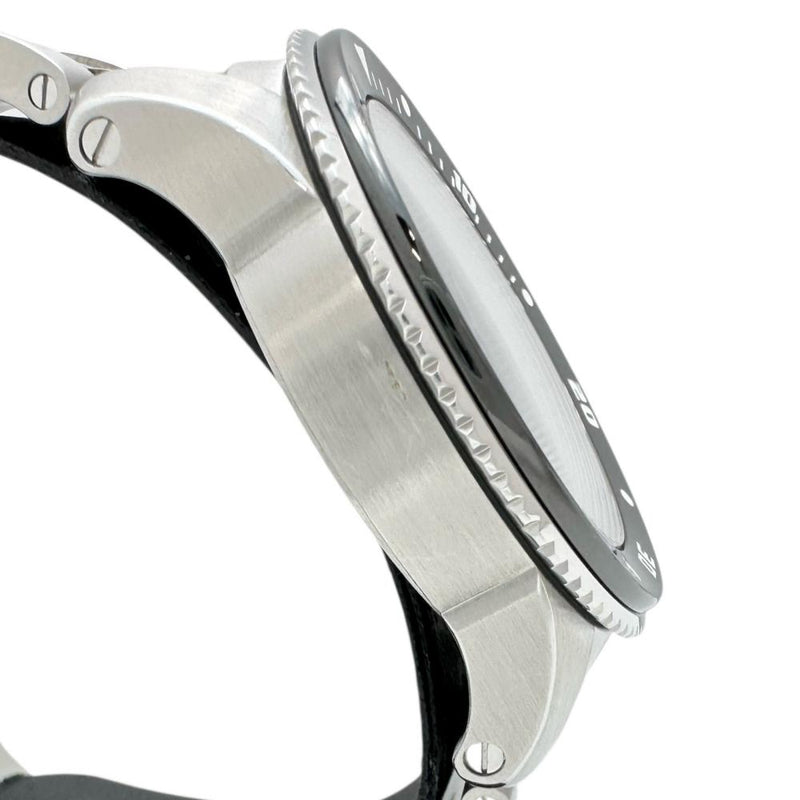 【CARTIER/カルティエ】 カリブル ダイバー W7100057 保証書/ギャラ付き 腕時計 ステンレススチール 自動巻き/オートマ ブラック文字盤/シルバーベルト メンズ
【中古】【真子質店】【BL】




【MoTxMa】