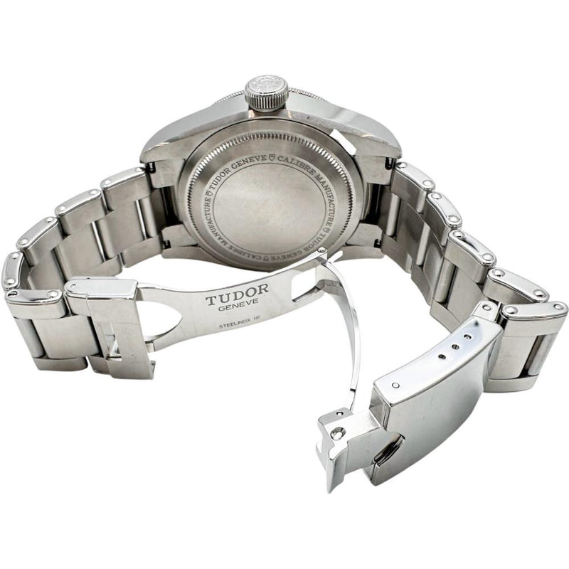【TUDOR/チューダー/チュードル】 ブラックベイ GMT 79830RB 保証書/ギャラ/箱付き 腕時計 ステンレススチール 自動巻き/オートマ ブラック文字盤/ネイビーレッドベゼル/シルバーベルト メンズ
【中古】【真子質店】【BL】




【MaMoMaI】