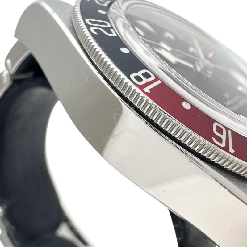 【TUDOR/チューダー/チュードル】 ブラックベイ GMT 79830RB 保証書/ギャラ/箱付き 腕時計 ステンレススチール 自動巻き/オートマ ブラック文字盤/ネイビーレッドベゼル/シルバーベルト メンズ
【中古】【真子質店】【BL】




【MaMoMaI】