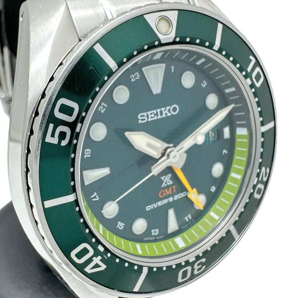 【SEIKO/セイコー】 プロスペックス スモウ SBPK001(5K65-0AA0) ソーラークオーツ　GMT　保証書/ギャラ/箱付き 腕時計 ステンレススチール ソーラー グリーン文字盤/シルバーベルト メンズ
【中古】【真子質店】【GD】




【DSMo】