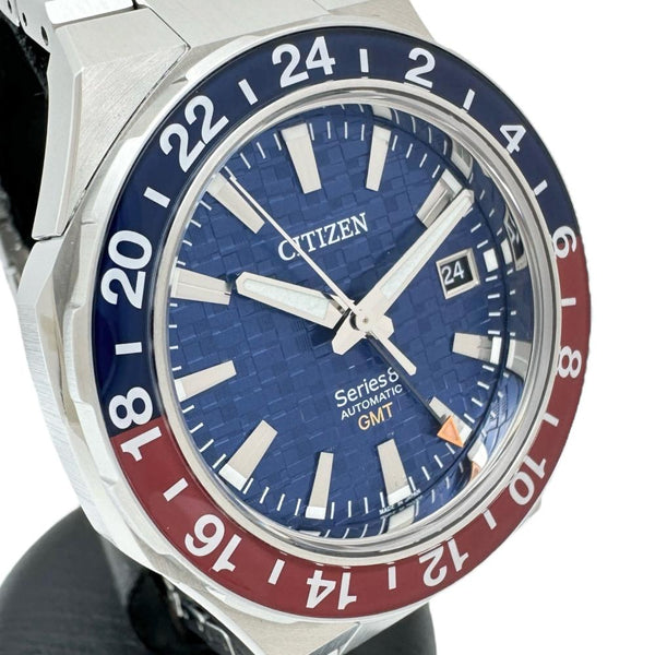 【CITIZEN/シチズン】 シリーズ8 GMT NB6030-59L(9054-0065X02) 箱/保あり 裏スケルトン 腕時計 ステンレススチール 自動巻き/オートマ ネイビー文字盤/ネイビーレッドベゼル/シルバーベルト メンズ
【中古】【真子質店】【GD】




【IxDMo】