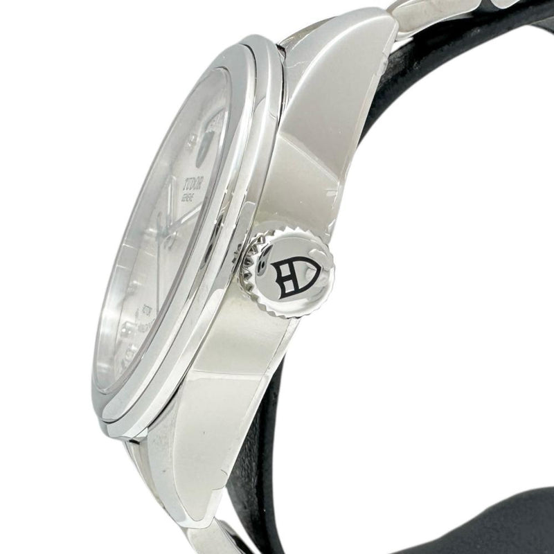 【TUDOR/チューダー/チュードル】 グラマー デイデイト 56000 未使用　10Pダイヤ 腕時計 ステンレススチール 自動巻き/オートマ シルバー文字盤/シルバーベルト メンズ
【中古】【真子質店】【BL】




【TxSx】