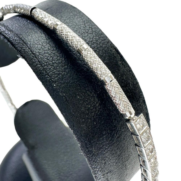 形状記憶バングル ダイヤモンド ブレスレット Pt950プラチナ 9.5g 16～cm レディース
【中古】【真子質店】【NN】




【Ixxx】