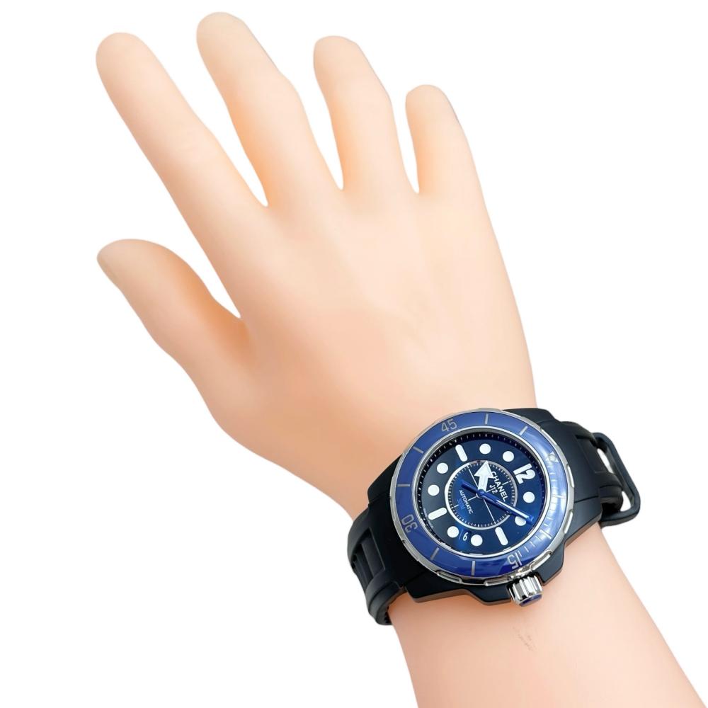 CHANEL/シャネル】 H2559 J12 マリーン 腕時計 セラミック/ラバー 自動
