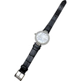 【HARRY WINSTON/ハリーウィンストン】 プルミエール ダイヤベゼル PRNQHM31WW001 保証書/ギャラ/箱付き 腕時計 K18WGホワイトゴールド/レザー/シェル/ダイヤモンド クオーツ シェル文字盤/グレーレザーベルト レディース
【中古】【真子質店】【BL】




【KIYI】