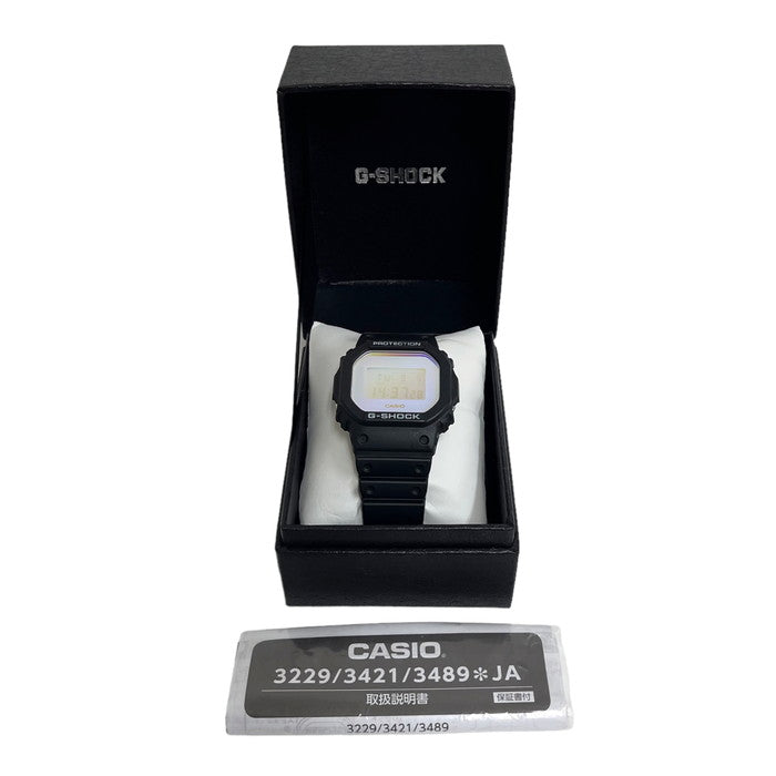【CASIO/カシオ】 G-SHOCK DW-5600SR  Iridescent Colorシリーズ 液晶 腕時計 ステンレススチール/ラバー クオーツ 黒/レインボー ユニセックス
【中古】【真子質店】【NN】




【YY】