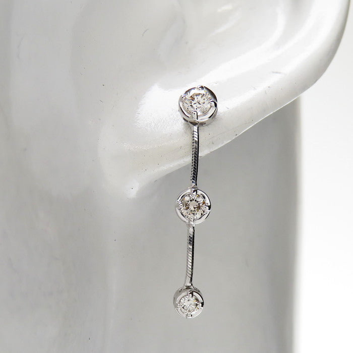スタッド トリロジーデザイン ダイヤモンド 計0.30×2ct ピアス K18WG 