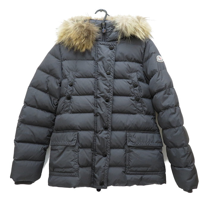 【MONCLER/モンクレール】 MER 020934632296 54155 ダウンジャケット ナイロン/ダウン/フェザー/ウール/アクリル/タヌキ グレー レディース【中古】【真子質店】【GD】




【MaIS】