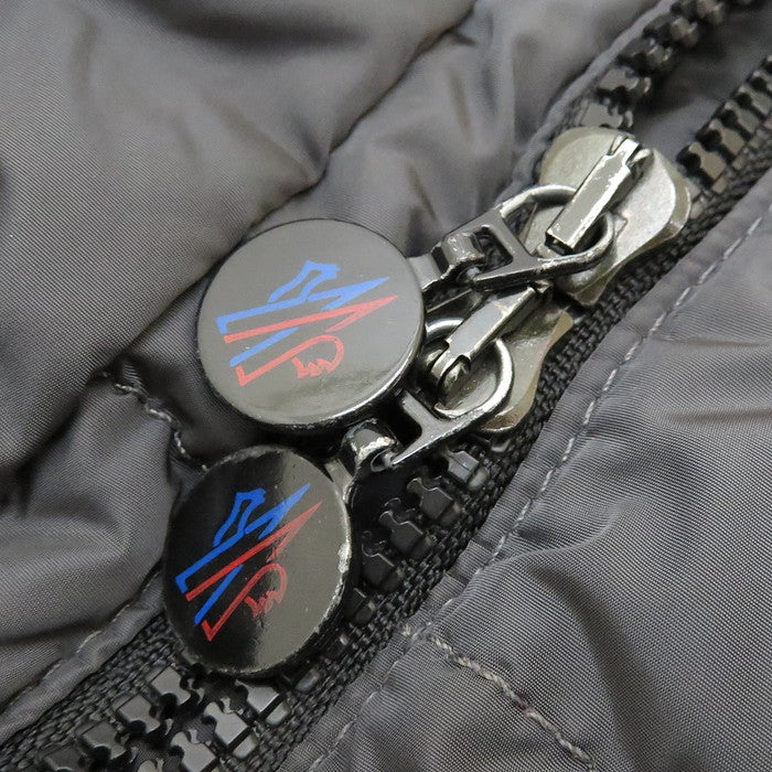 【MONCLER/モンクレール】 MER 020934632296 54155 ダウンジャケット ナイロン/ダウン/フェザー/ウール/アクリル/タヌキ グレー レディース【中古】【真子質店】【GD】




【MaIS】