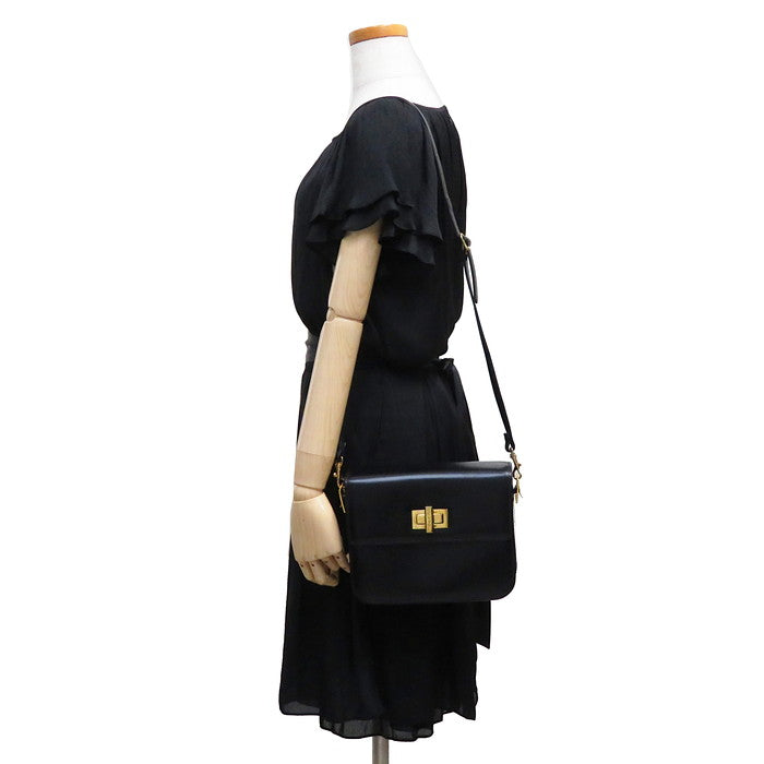 【CELINE/セリーヌ】 ヴィンテージ ▲社外ストラップ ショルダーバッグ レザー ブラック レディース【中古】【真子質店】【GD】




【DIMi】