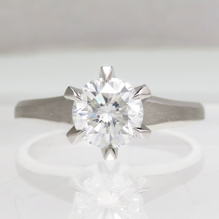 12号【TASAKI/タサキ】 一粒ジュエリー　一部艶消し ダイヤモンド(推定H～SI2) 1.06ct リング・指輪 Pt900プラチナ 6.5g レディース
【中古】【真子質店】【NN】




【Kxx】