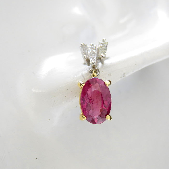 スタッド コンビ キャッチ新品 ルビー 1.03/0.98ct ダイヤモンド 計 