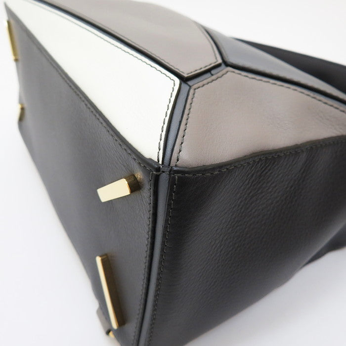 【LOEWE/ロエベ】 パズルバッグ ミディアム  ハンドバッグ レザー ネイビー×グレー レディース【中古】【真子質店】【GD】




【Kxx】