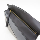 【LOEWE/ロエベ】 パズルバッグ ミディアム  ハンドバッグ レザー ネイビー×グレー レディース【中古】【真子質店】【GD】




【Kxx】