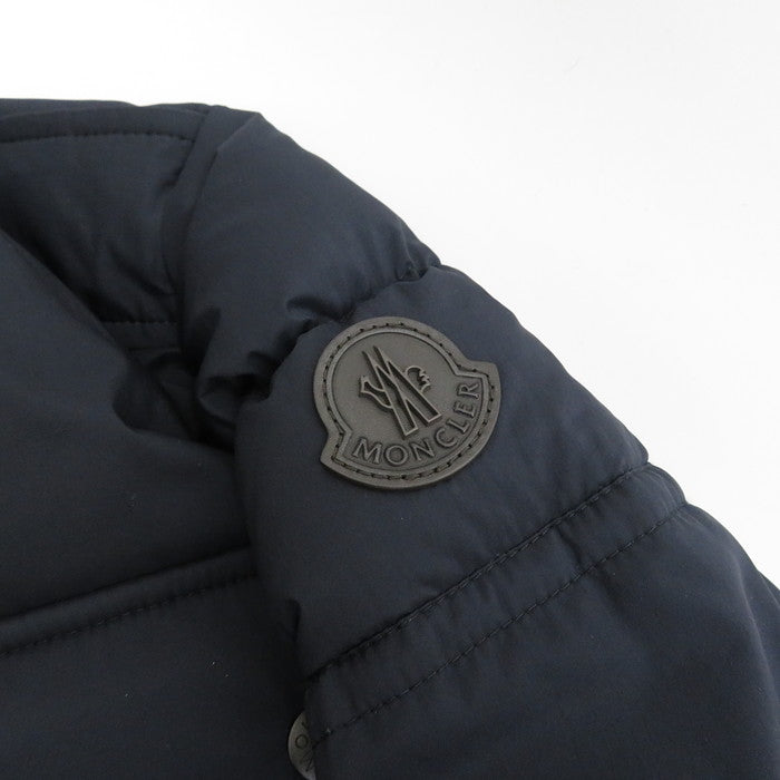 【MONCLER/モンクレール】 F2 091 1B576 00 53333 ミリタリーダウンジャケット LAGGINHORN F（2020年） ダウンジャケット 2020年頃 ナイロン/牛革/ダウン/フェザー 紺 メンズ【中古】【真子質店】【GD】




【Mixx】