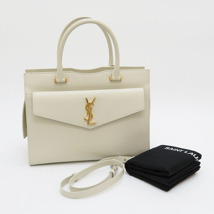 【YVES SAINT LAURENT/イヴ・サンローラン】 アップタウン ミディアム ハンドバッグ レザー ホワイト レディース【中古】【真子質店】【GD】




【IIxx】