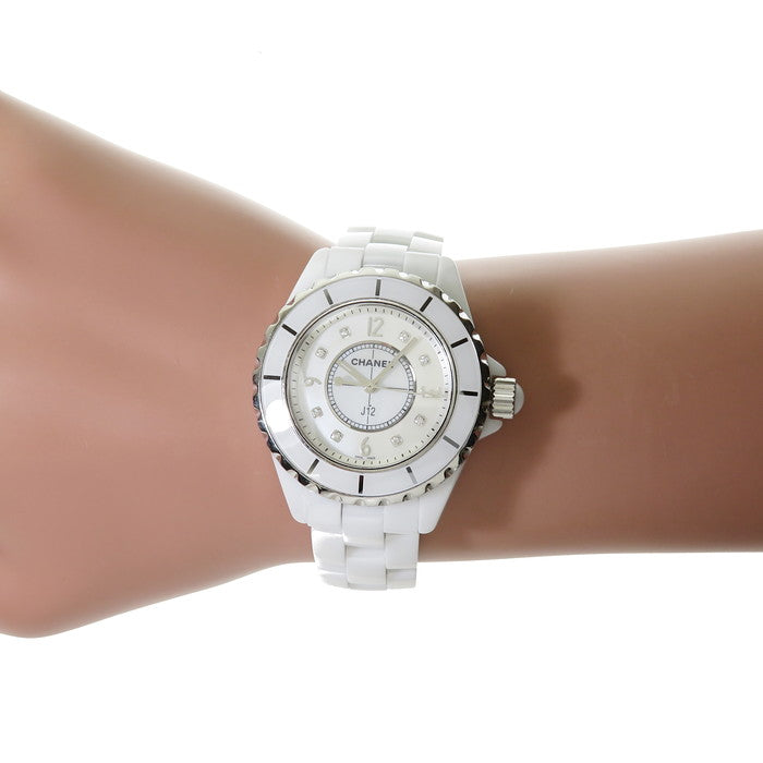 【CHANEL/シャネル】 H2422  J12 ▲文字盤ビビ 腕時計 セラミック/8Pダイヤモンド クオーツ シェル レディース
【中古】【真子質店】【GD】




【ISMaY】