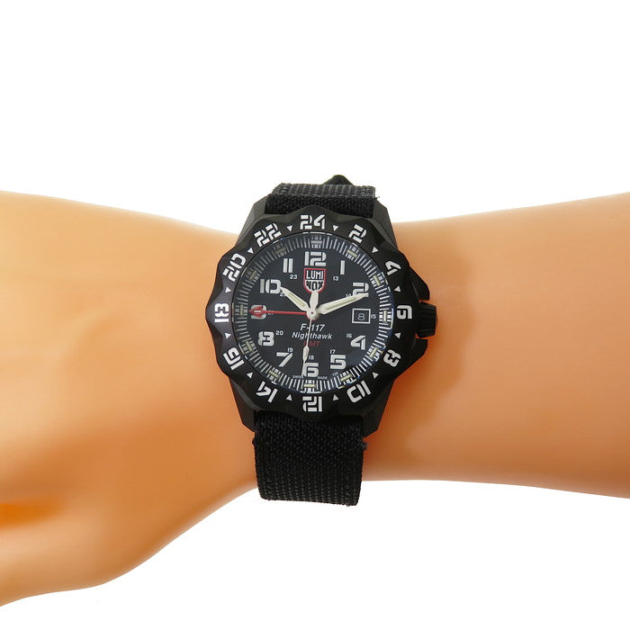LUMINOX/ルミノックス】 6420 F-117 ナイトホーク 腕時計