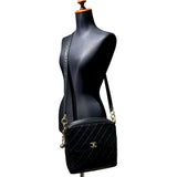 【CHANEL/シャネル】 マトラッセキルティング　ココボール　シリアルシール有 ショルダーバッグ 80年台後半 ラムスキン ブラック/GP金具 レディース【中古】【真子質店】【BL】




【TTxx】