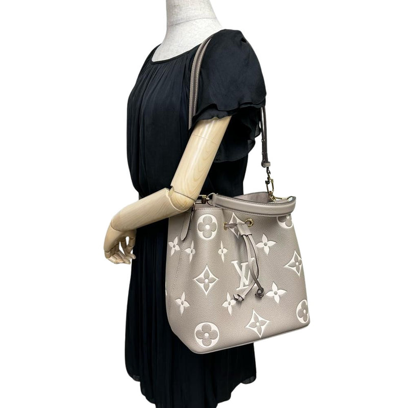 【LOUIS VUITTON/ルイ・ヴィトン】 ネオノエMM ノグラムアンプラント M45555 ワンショルダー ショルダーバッグ レザー グレージュ（トゥルトレール） レディース【中古】【真子質店】【BL】




【TMoxx】