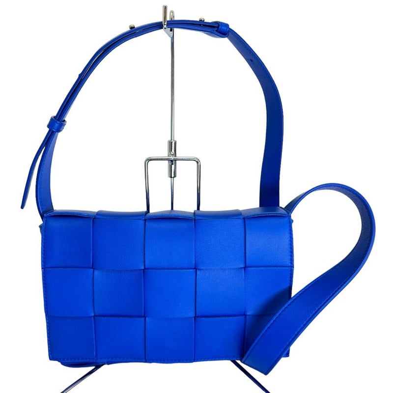 BOTTEGAVENETA/ボッテガヴェネタ】 カセット マキシイントレチャート 668572 ショルダーバッグ レザー ブルー レディー –  真子質店 PawnShopMAKO