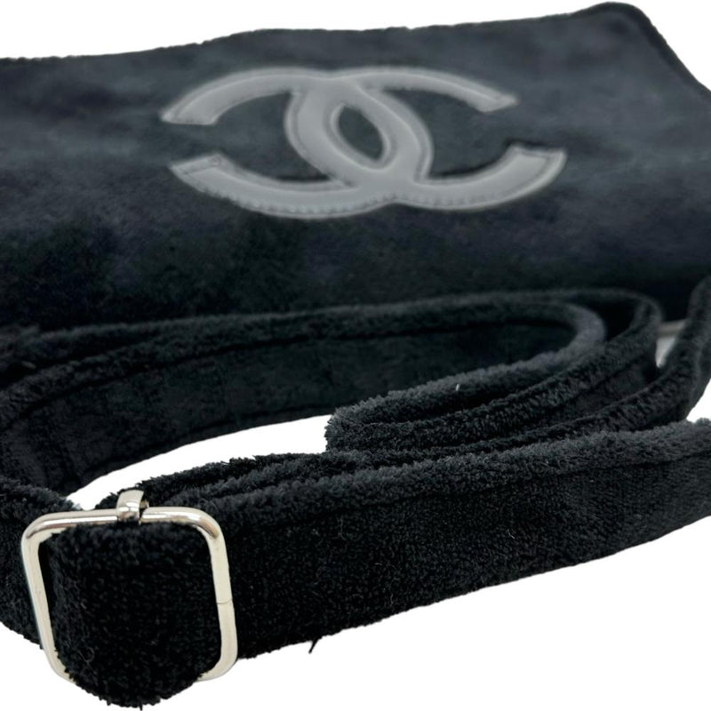 【CHANEL/シャネル】 ココマーク ショルダーバッグ/アクリル繊維 ブラック レディース【中古】【真子質店】【GD】




【TSK】