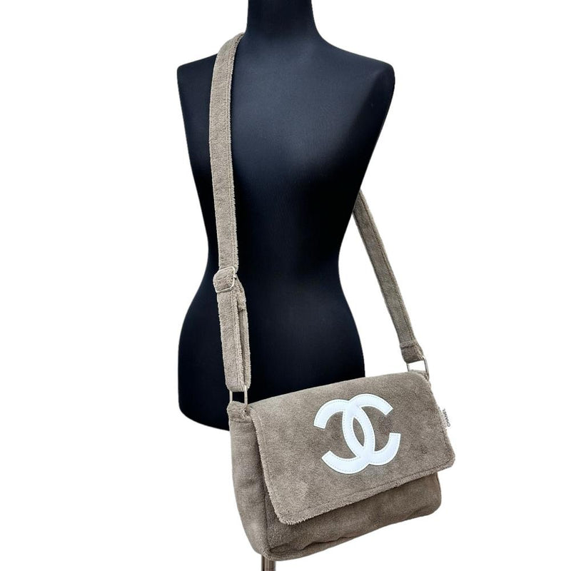 【CHANEL/シャネル】 ココマーク ショルダーバッグ/アクリル繊維 ベージュ レディース【中古】【真子質店】【GD】




【MaxMi】