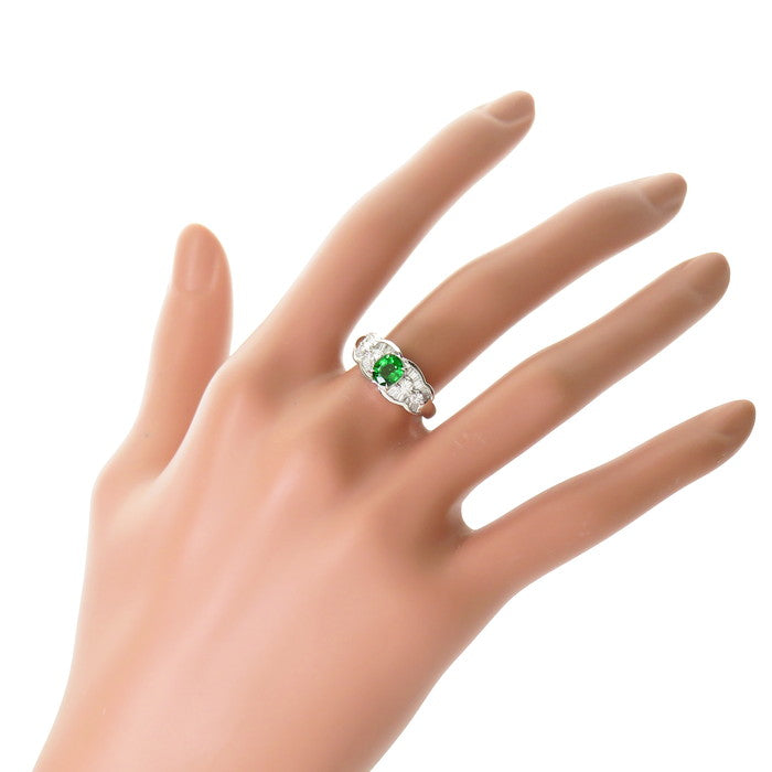 最終特価品 12号 グリーングロッシュラーガーネット/ツァボライト 0.77