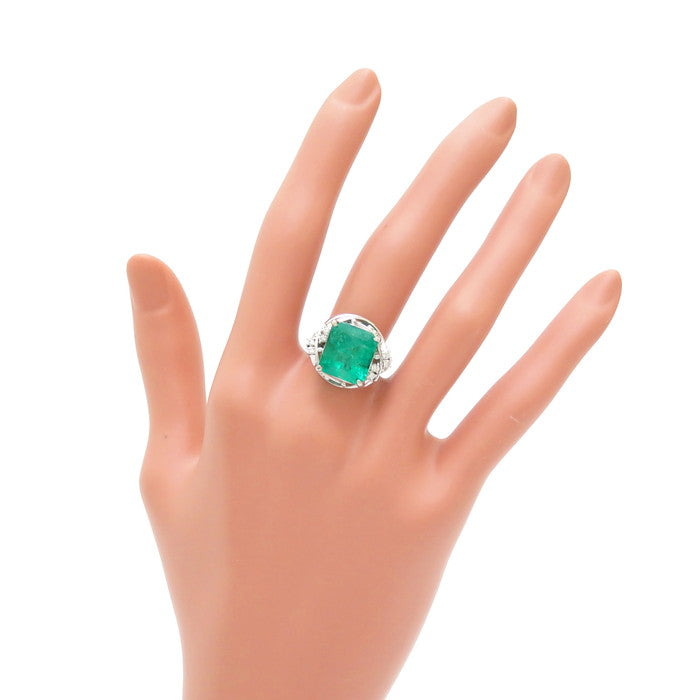 11.5号 エメラルド 6.10ct ダイヤモンド 計0.19ct リング・指輪 Pt900
