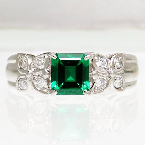 8.5号【CRESCENT VERT/クレサンベール】 合成エメラルド 0.55ct ダイヤモンド 計0.16ct リング・指輪 Pt950プラチナ 6.3g レディース
【中古】【真子質店】【NN】




【MaMoT】