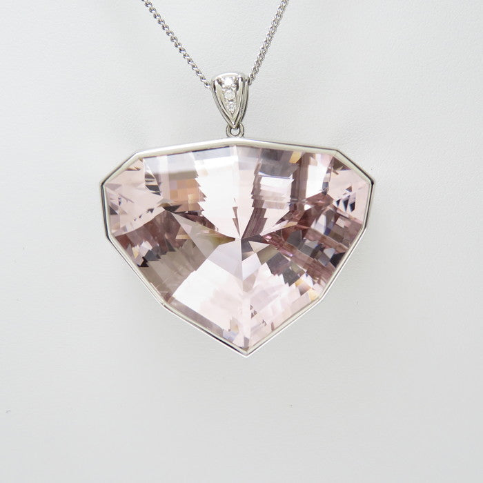 TASAKI/タサキ】 大粒 モルガナイト 71.65ct ダイヤモンド 計0.04ct