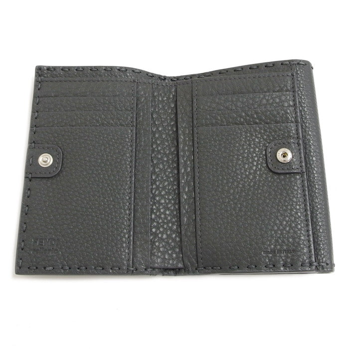 FENDI セレリア ピーカブーミディアム 二つ折り財布 カーフ グレー