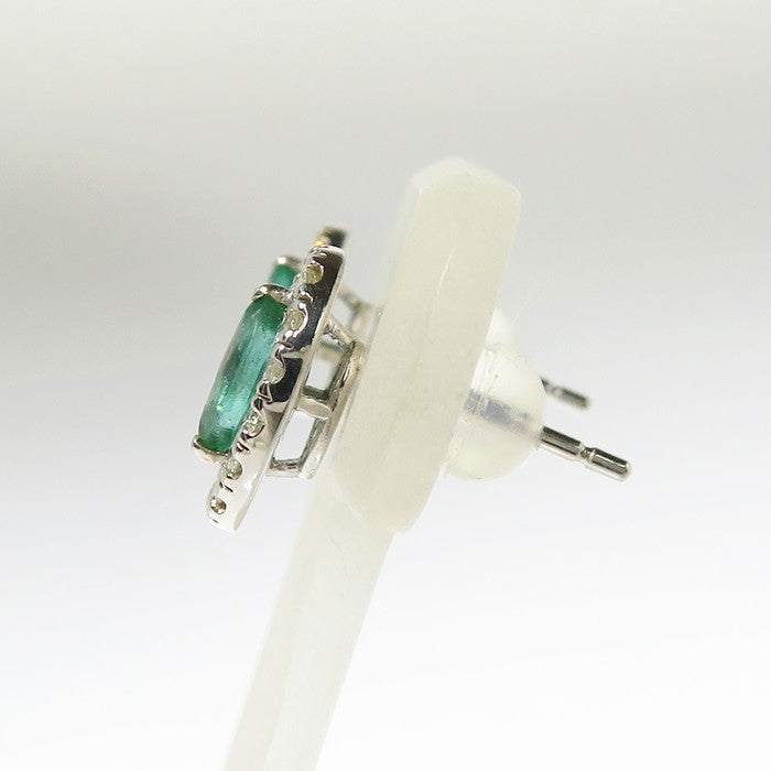 ★未使用・展示品★ スタッド エメラルド 0.20ct エメラルド 0.19ct ダイヤモンド 計0.16×2ct ピアス K18WGホワイトゴールド 18金 1.6g レディース
【中古】【真子質店】




【TYD】