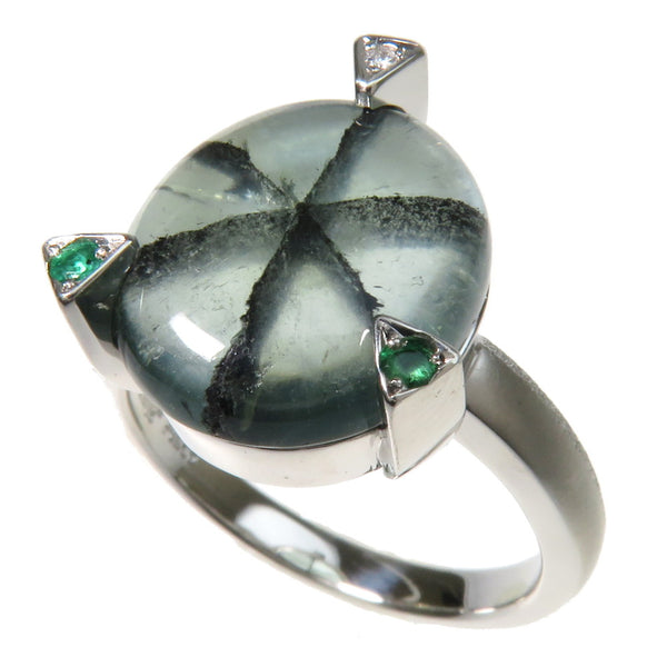 15号 【田代和美/kazumi image】 トラピッチェエメラルド 5.42ct ダイヤモンド 0.01ct エメラルド(2石) 計0.03ct リング・指輪 Pt900プラチナ 9.0g ブラック レディース
【中古】【真子質店】




【MoTx】