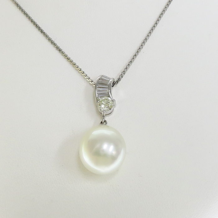 白蝶真珠 13.1mm ダイヤモンド 0.460ct ダイヤモンド 計0.308ct ペンダントトップ Pt900プラチナ 6.0g レディース
【中古】【真子質店】【NN】




【TSx】