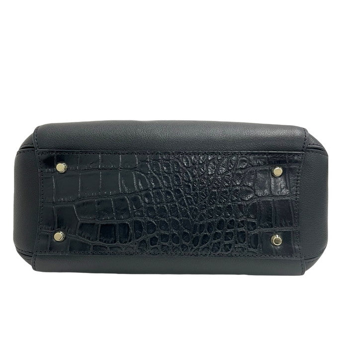 黒い装飾付きハンドバッグ CHARLES ＆ KEITH ハンドバッグ Shania シャナイア ダブル