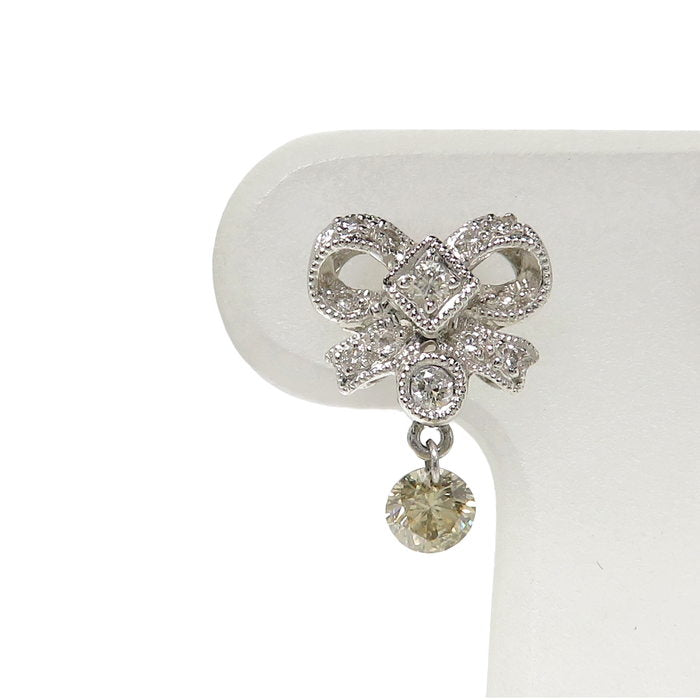 リボンモチーフ ダイヤモンド 計0.36x2ct ピアス K18WGホワイト 