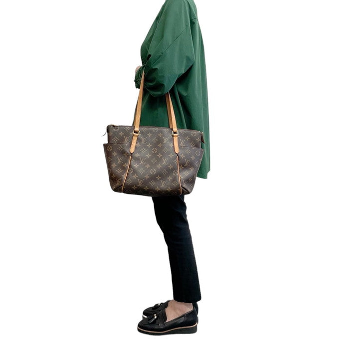 LOUIS VUITTON/ルイ・ヴィトン】 トータリー PM モノグラム M56688