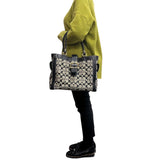 【COACH/コーチ】 シグネチャー 5624 ハンドバッグ キャンバス/レザー 黒×ベージュ レディース【中古】【真子質店】【NN】




【Ix】