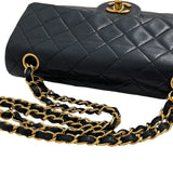 【CHANEL/シャネル】 マトラッセ WフラップWチェーン ショルダーバッグ ラムスキン ネイビー レディース【中古】【真子質店】【BL】




【MaDSMi】