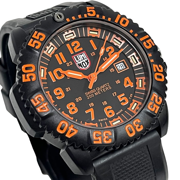 LUMINOX/ルミノックス】 カラーマークシリーズ 腕時計 ステンレススチール/ラバー/カーボン クオーツ 黒/オレンジ メンズ 【中古 –  真子質店 PawnShopMAKO