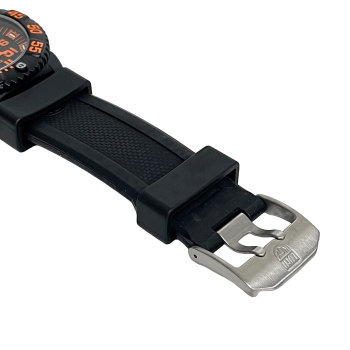 【LUMINOX/ルミノックス】 カラーマークシリーズ 腕時計 ステンレススチール/ラバー/カーボン クオーツ 黒/オレンジ メンズ
【中古】【真子質店】【NN】




【IxD】