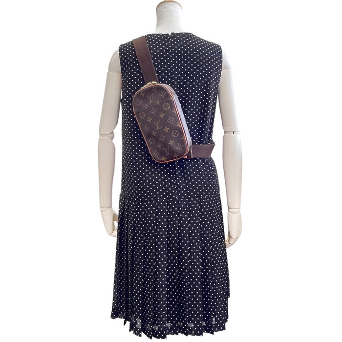 【LOUIS VUITTON/ルイ・ヴィトン】 ポシェット・ガンジュ モノグラム M51870 ボディバッグ ブラウン ユニセックス【中古】【真子質店】【BL】




【YxMo】