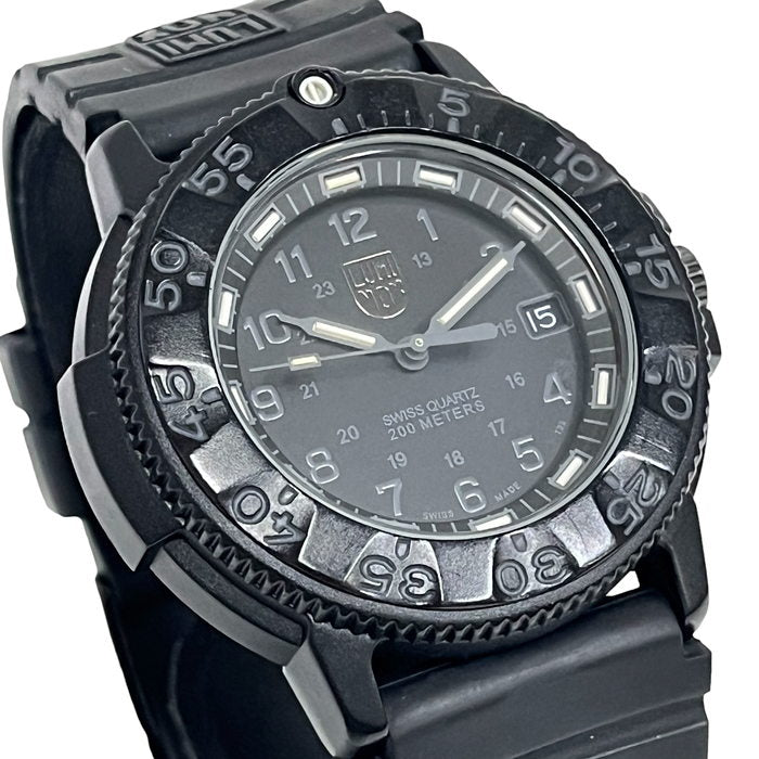 【LUMINOX/ルミノックス】 3000/3900 腕時計 カーボン/ラバー クオーツ 黒文字盤 メンズ
【中古】【真子質店】【NN】




【KK】