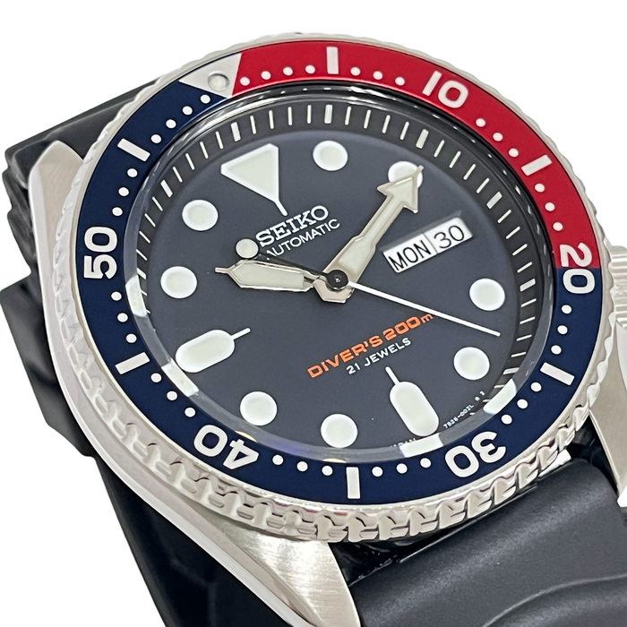 SEIKO/セイコー】 SKX009J ペプシ ネイビーボーイ 腕時計 ステンレススチール/ラバー 自動巻き/オートマ 紺/赤 ネイビー文 –  真子質店 PawnShopMAKO